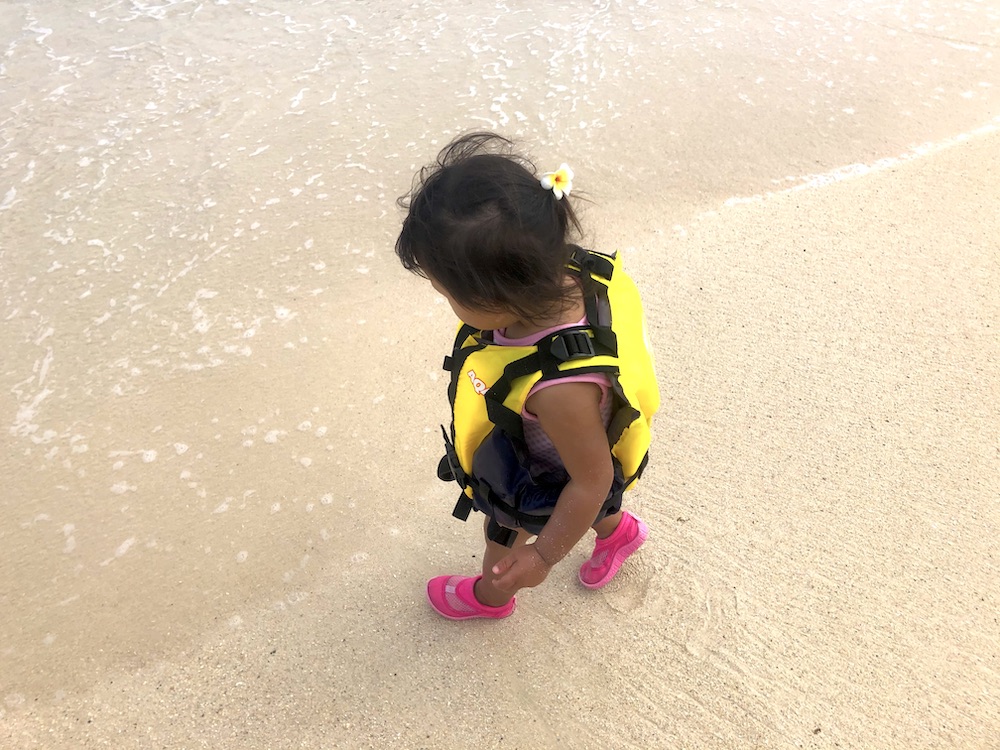 赤ちゃん　赤ちゃん連れ　海遊び　海デビュー　水遊び　リゾート