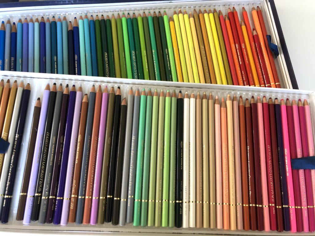 色鉛筆　100色　カラー鉛筆