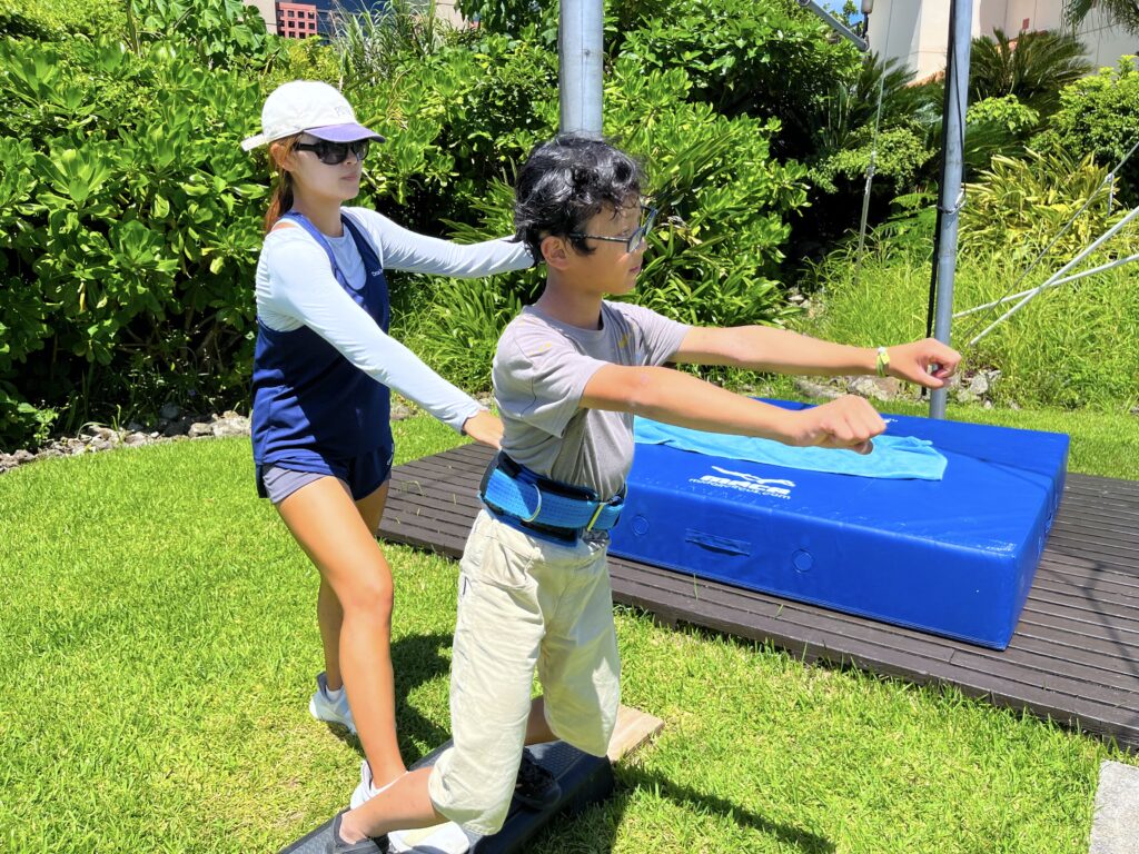 クラブメッド　クラブメッド石垣島カビラ　石垣島　川平湾　沖縄　プール　スノーケリング　ボートトリップ　珊瑚　空中ブランコ